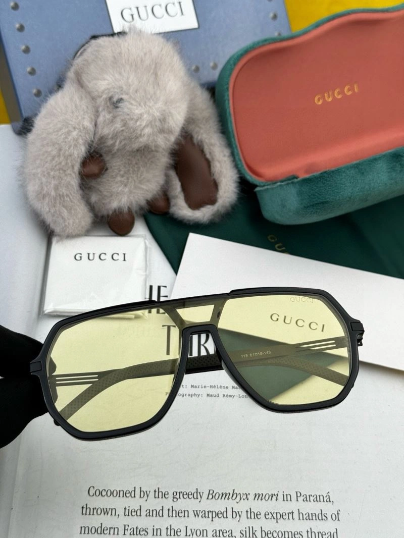 Refined Gucci Sunglasses 279614