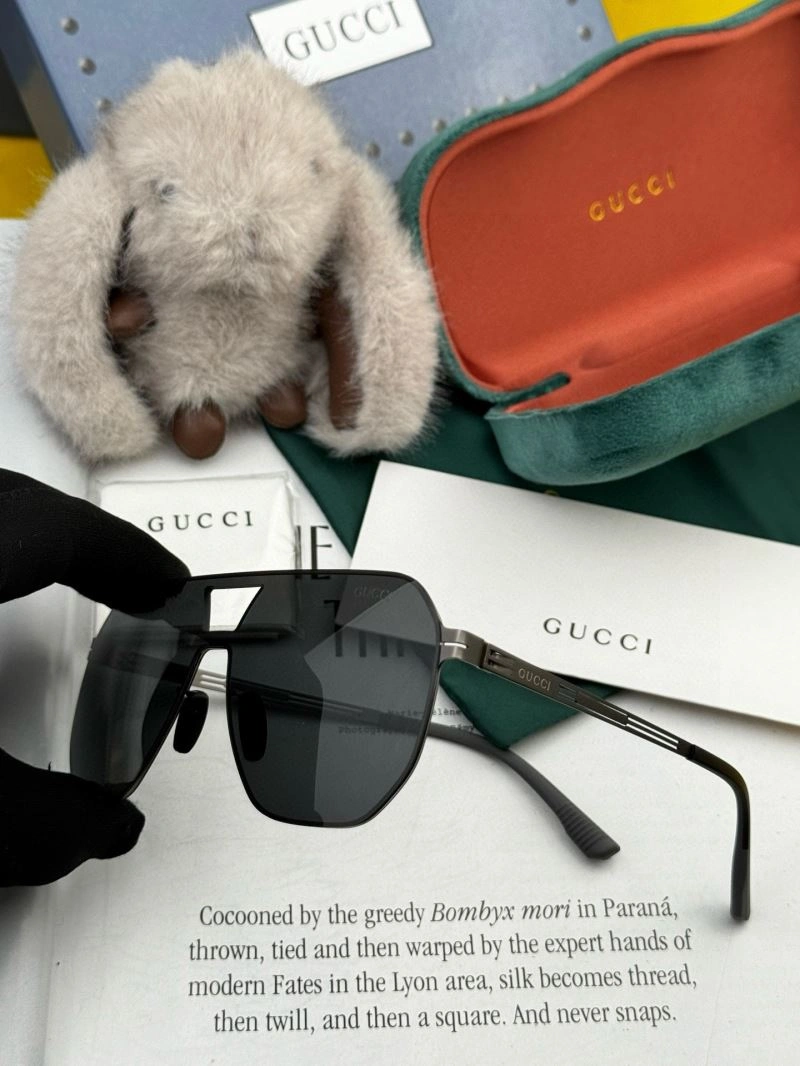 Gucci Sunglasses WellDesigned 279601