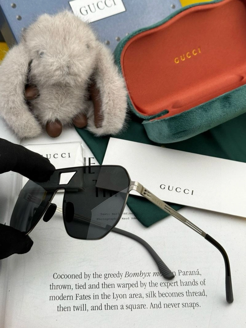 Gucci Sunglasses WellDesigned 279601