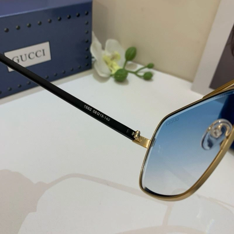 WaterResistant Gucci Sunglasses 279587