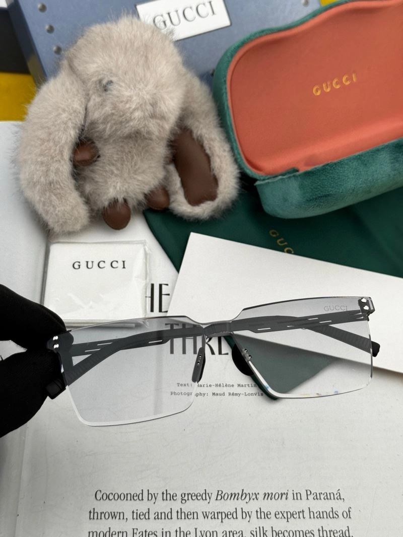 Classic Gucci Sunglasses 279604