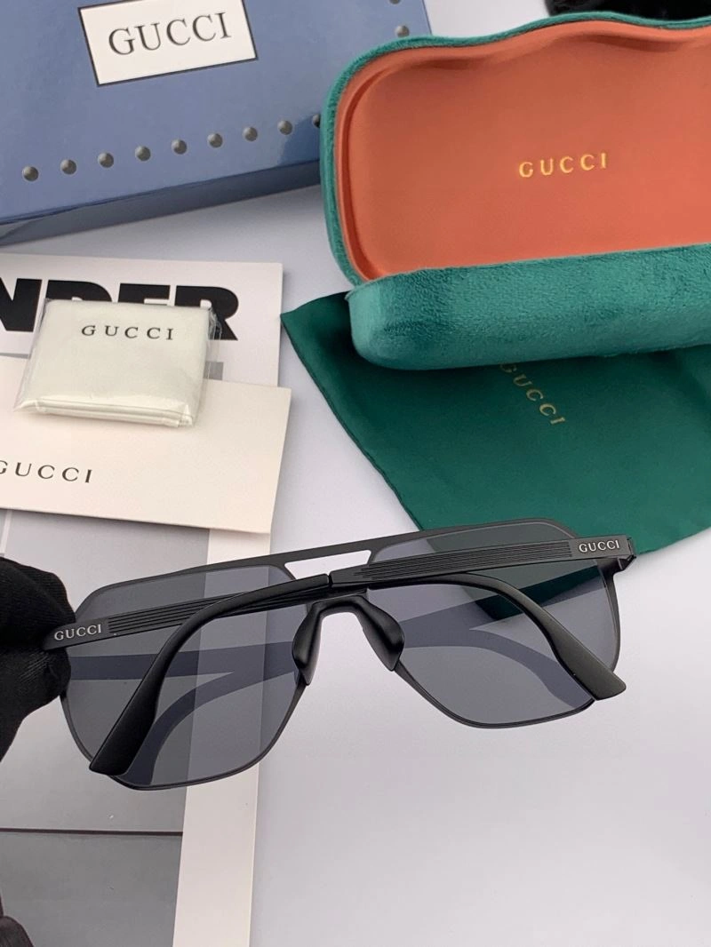 Gucci Sunglasses GoAnywhere 279603