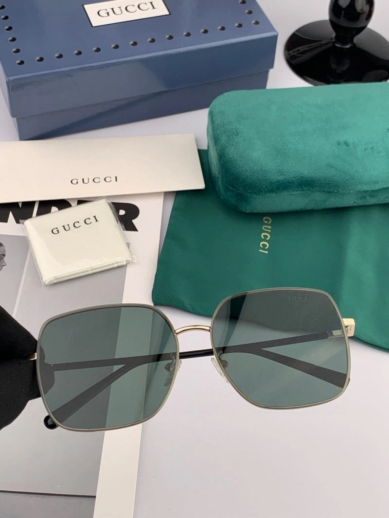 Gucci Sunglasses MultiPurpose 279585