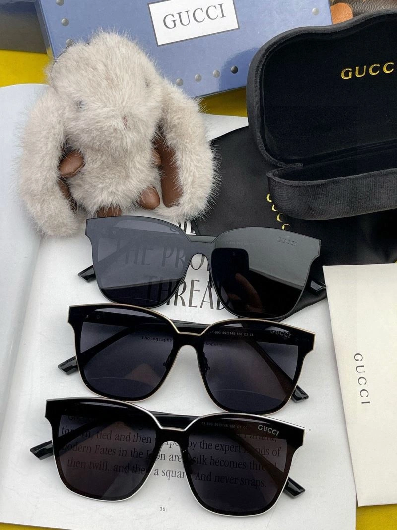 Gucci Sunglasses EasyCare 279580