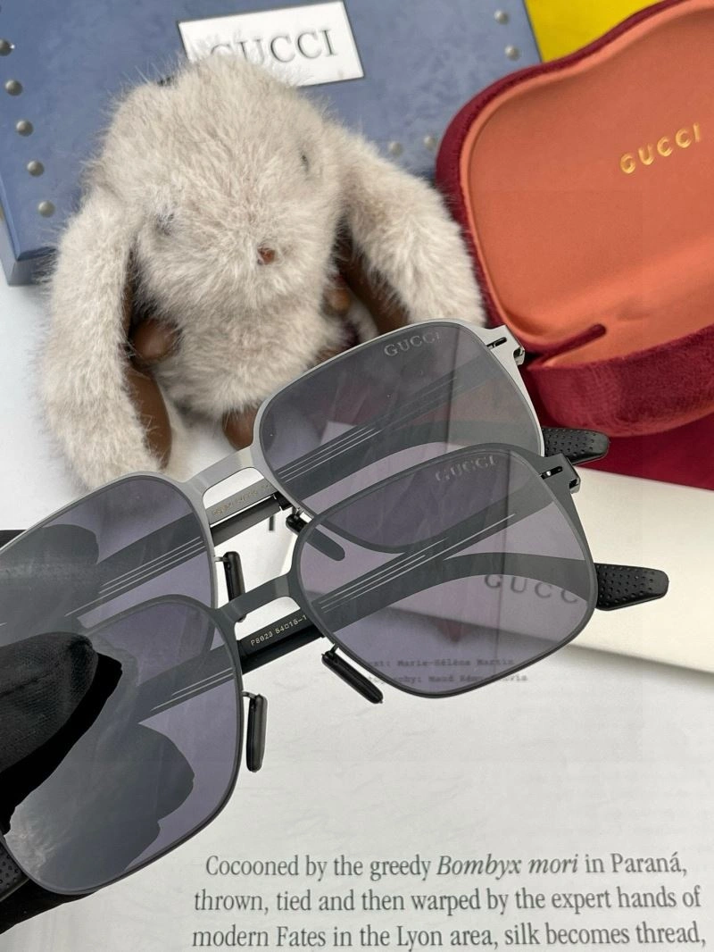 Gucci Sunglasses SportInspired 279575