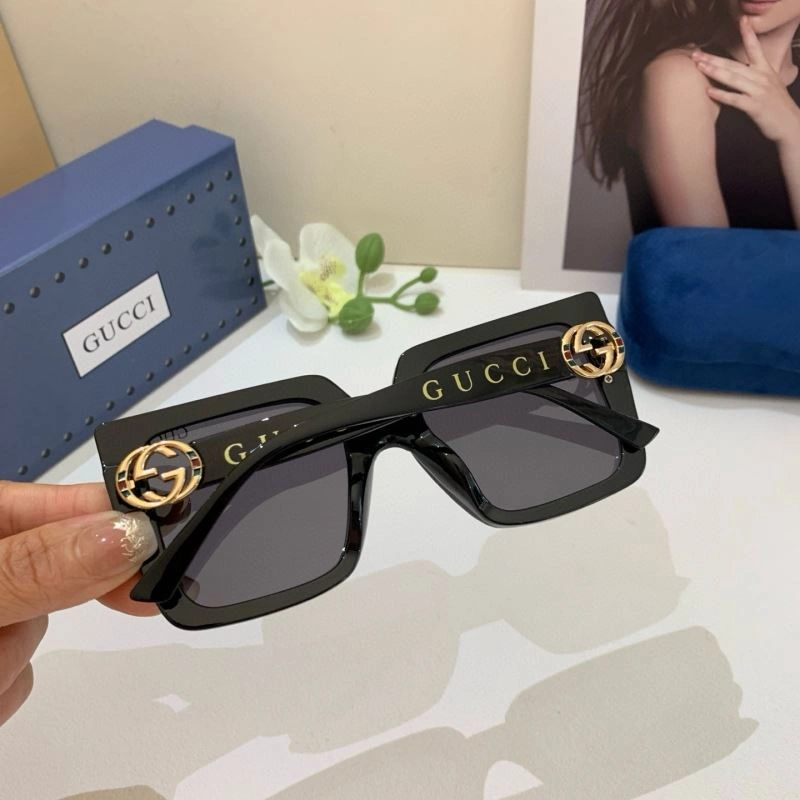 FlexibleFit Gucci Sunglasses 279563