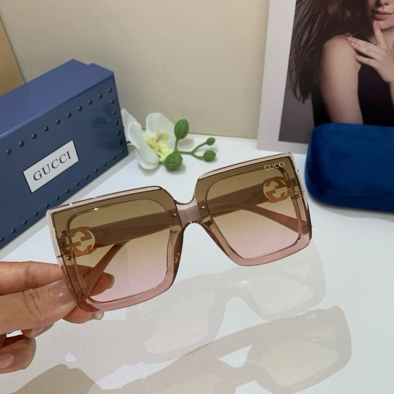 Trendsetting Gucci Sunglasses 279561