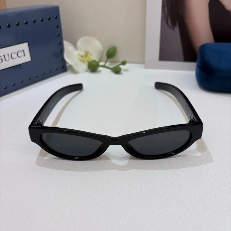 Gucci Sunglasses Modern 279547