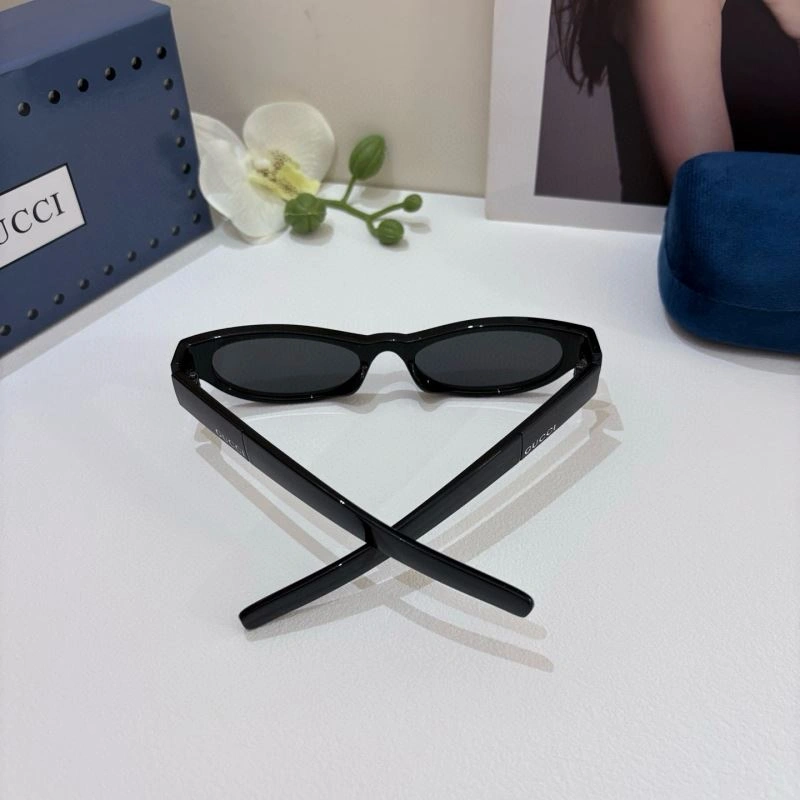 Gucci Sunglasses Modern 279547
