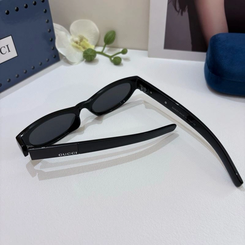 Gucci Sunglasses Modern 279547