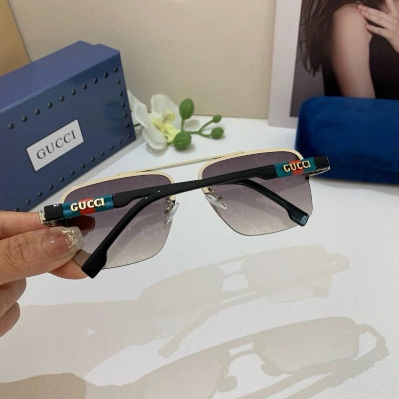Flexible Gucci Sunglasses 279548
