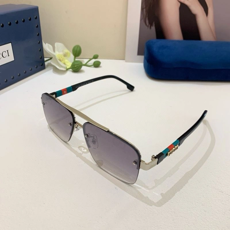 Flexible Gucci Sunglasses 279548
