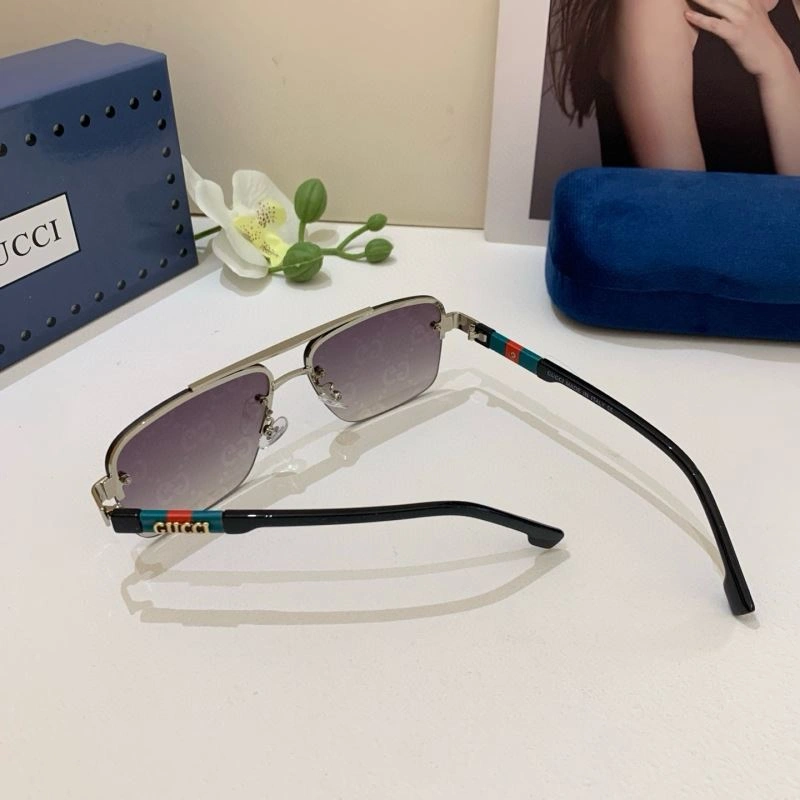 Flexible Gucci Sunglasses 279548