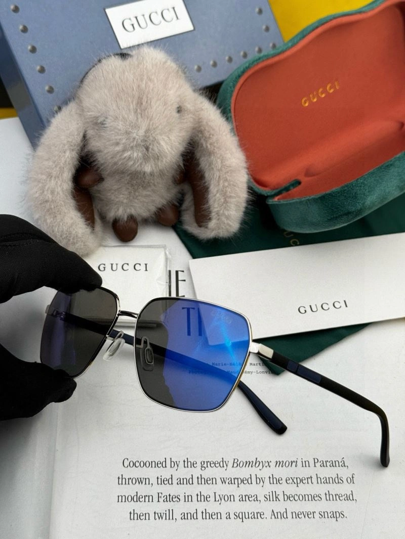 Gucci Sunglasses GoAnywhere 279565
