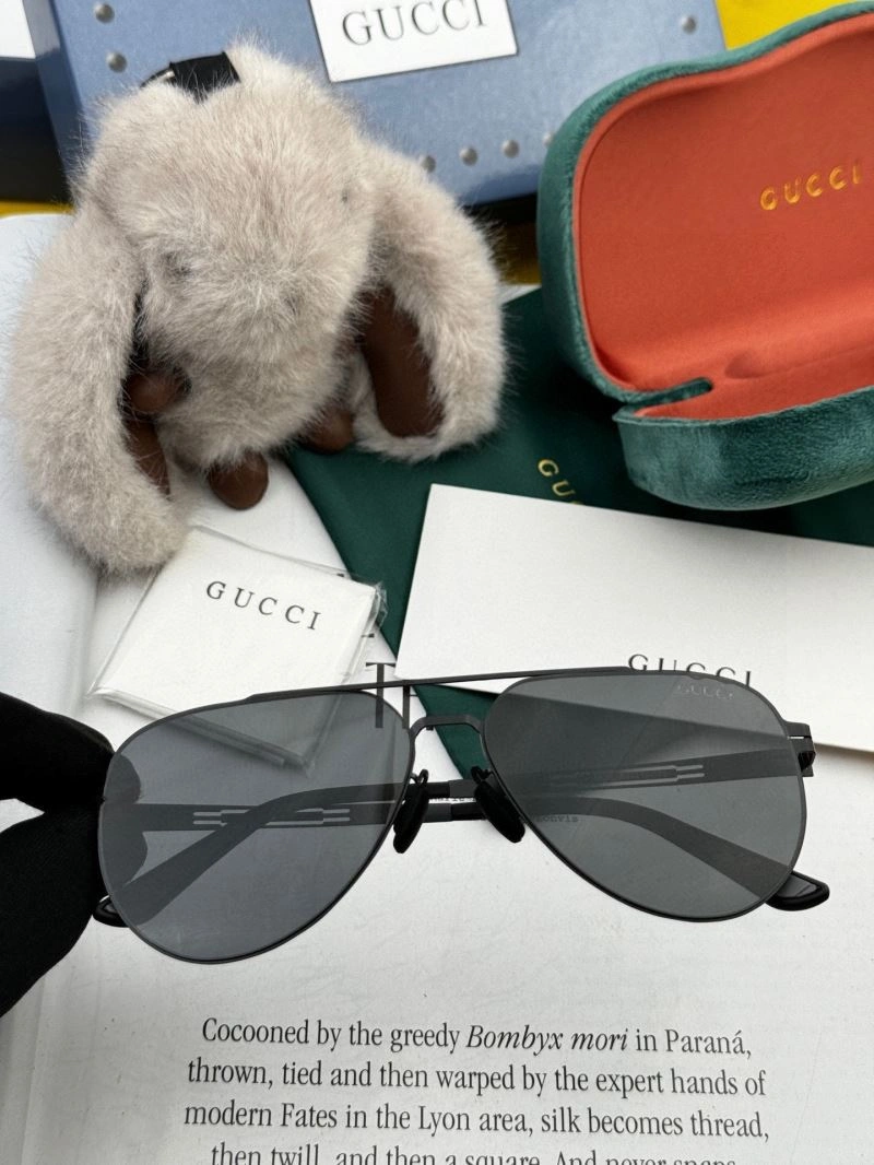 Durable Gucci Sunglasses 279568
