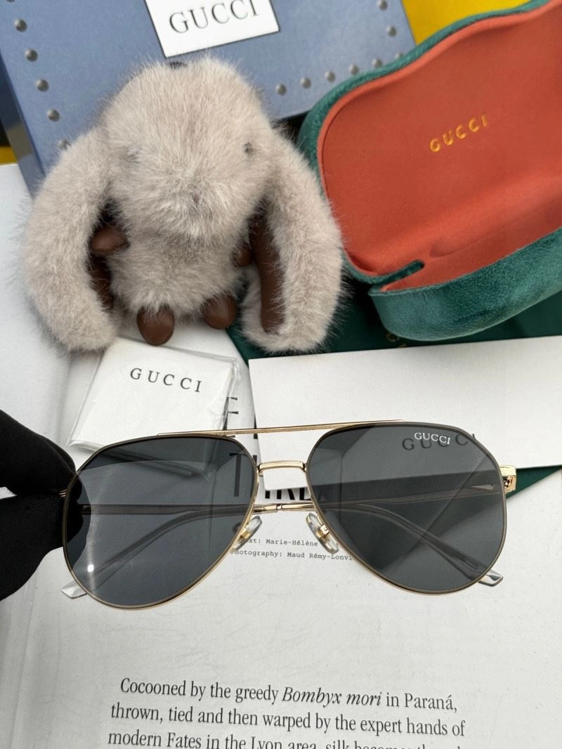 Gucci Sunglasses Unisex 279552
