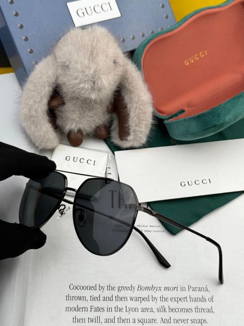 Gucci Sunglasses Unisex 279552