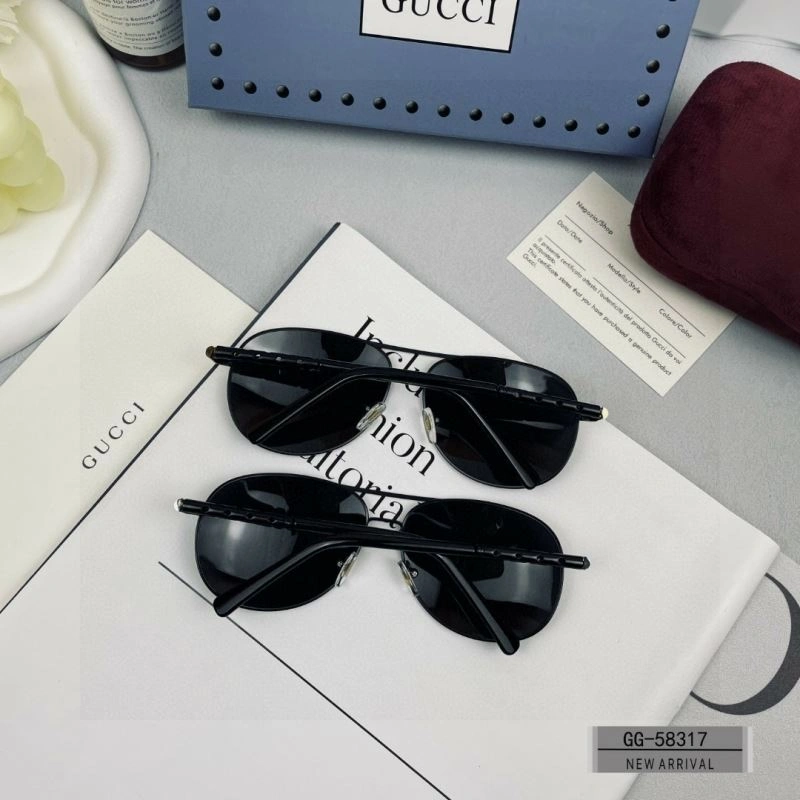Gucci Sunglasses UrbanChic 279569