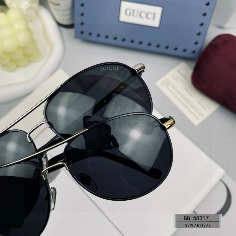 Gucci Sunglasses UrbanChic 279569