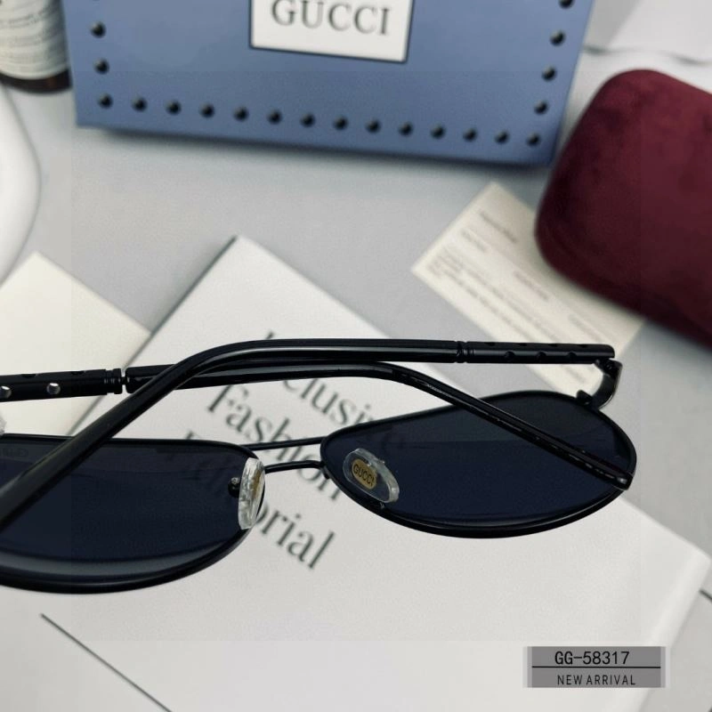 Gucci Sunglasses UrbanChic 279569