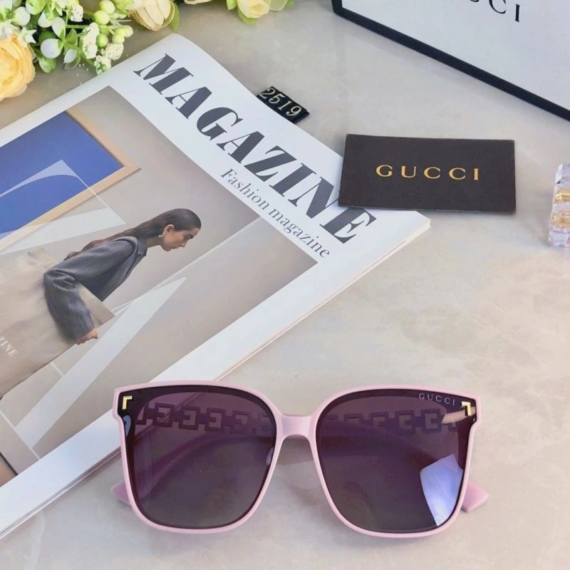 Neat Gucci Sunglasses 279540