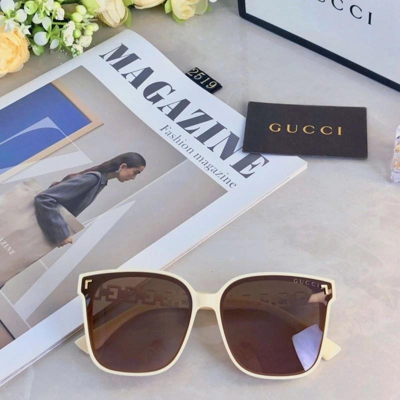 Neat Gucci Sunglasses 279540