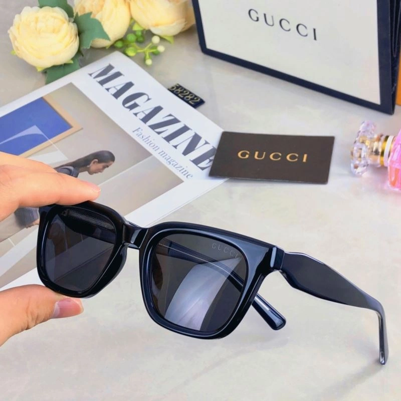 Gucci Sunglasses Breathable 279538