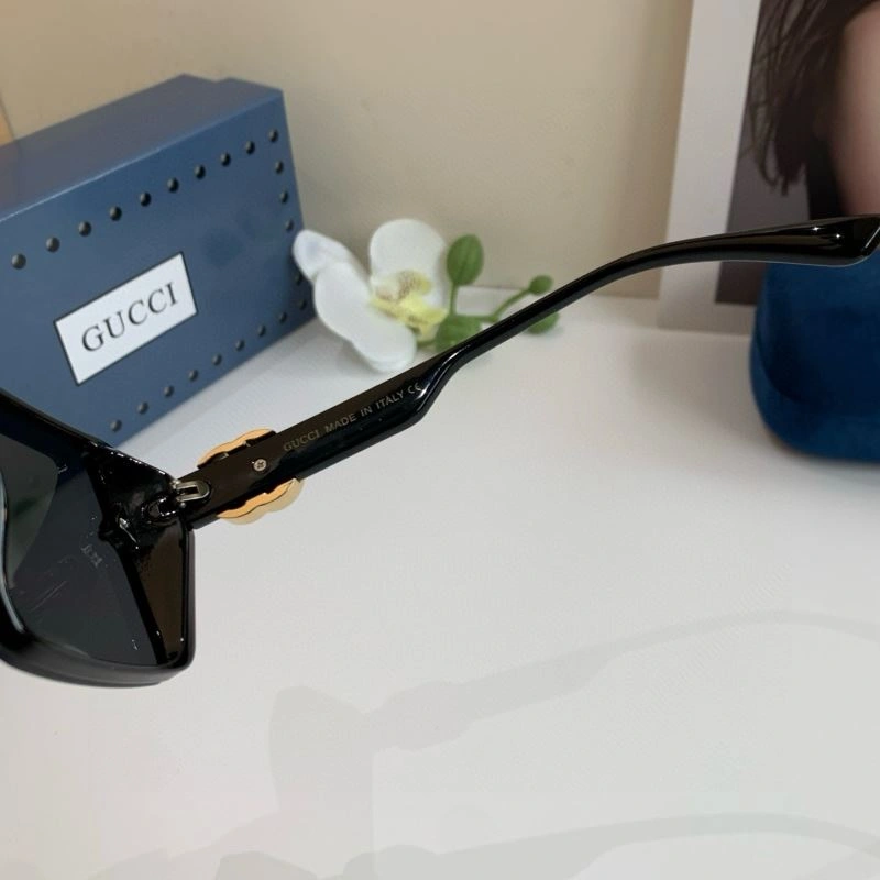 Functional Gucci Sunglasses 279539