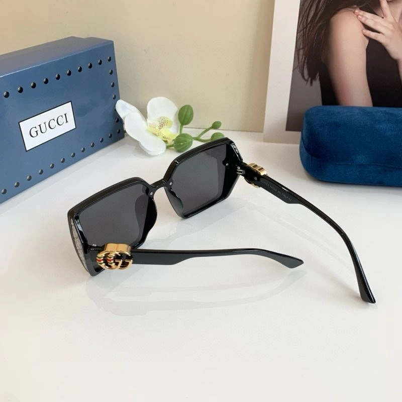 Functional Gucci Sunglasses 279539
