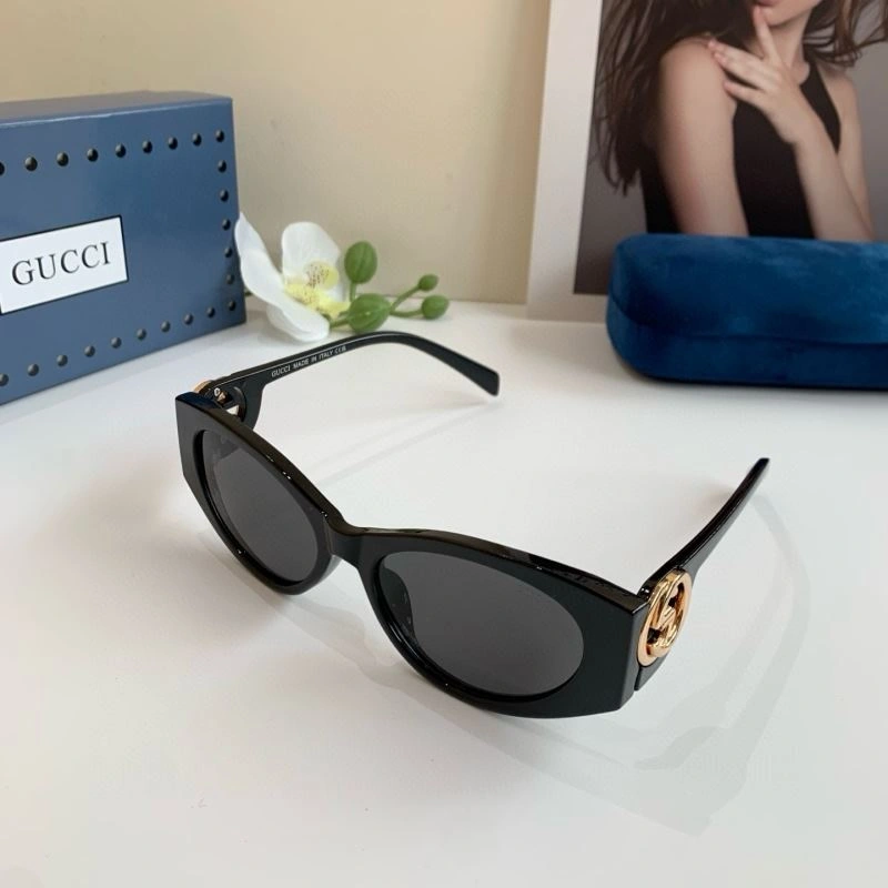 Gucci Sunglasses Breathable 279534