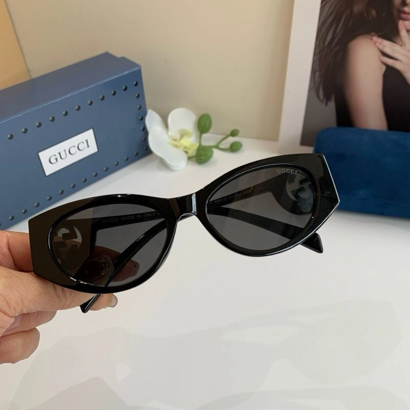 Gucci Sunglasses Breathable 279534