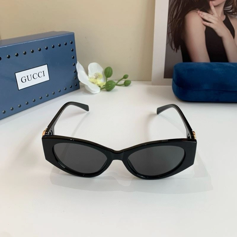Gucci Sunglasses Breathable 279534