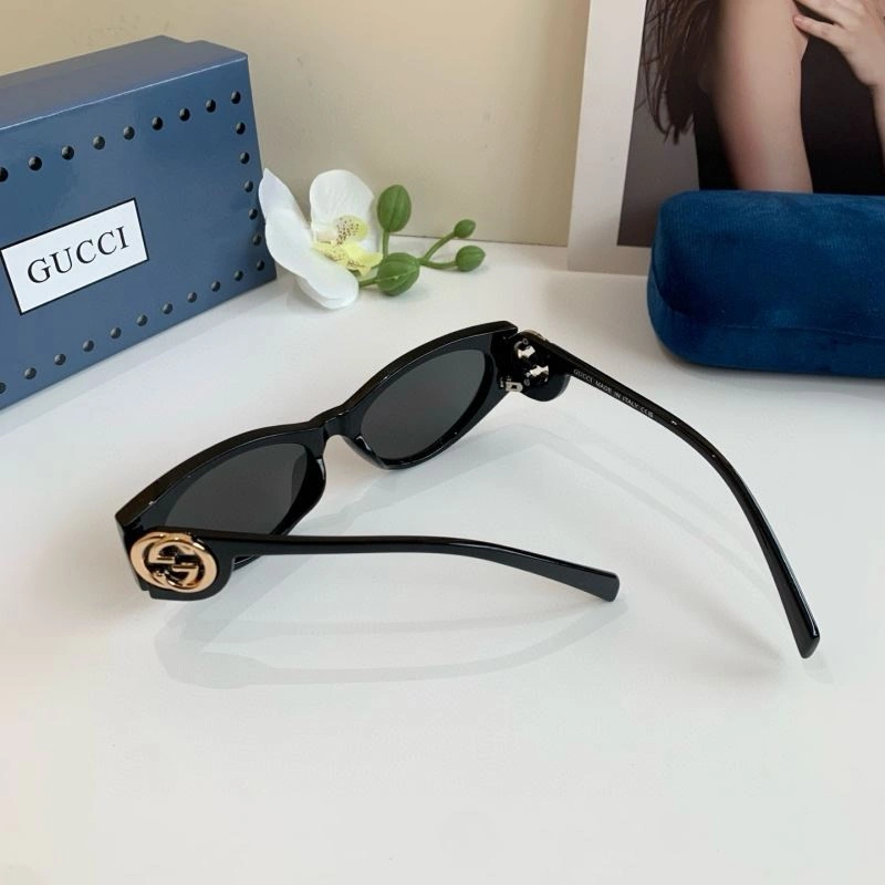 Gucci Sunglasses Breathable 279534