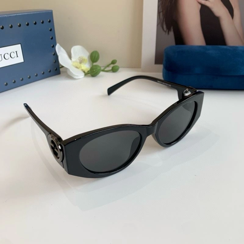 Efficient Gucci Sunglasses 279532