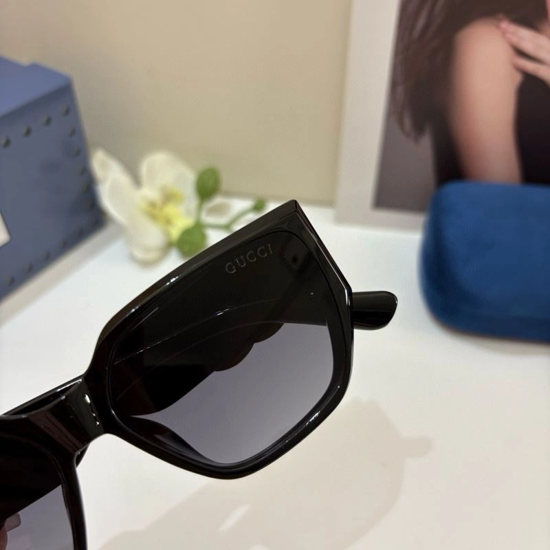 OdorResistant Gucci Sunglasses 279517