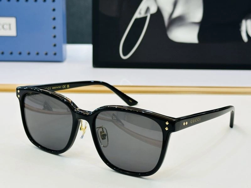 Gucci Sunglasses Sophisticated 279521