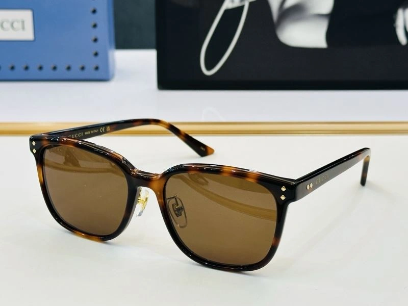 Gucci Sunglasses Sophisticated 279521