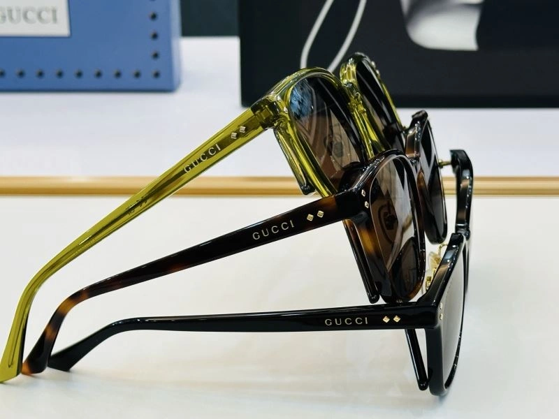Gucci Sunglasses Sophisticated 279521