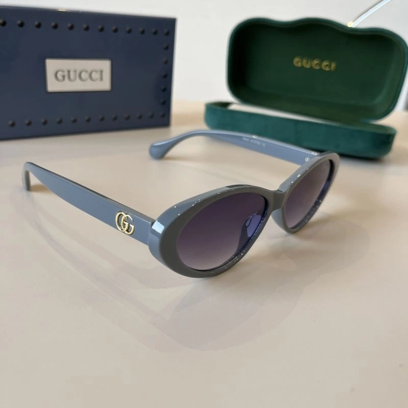 Packable Gucci Sunglasses 279510