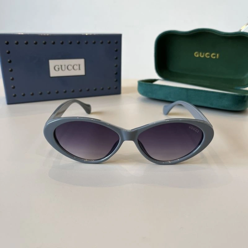 Packable Gucci Sunglasses 279510