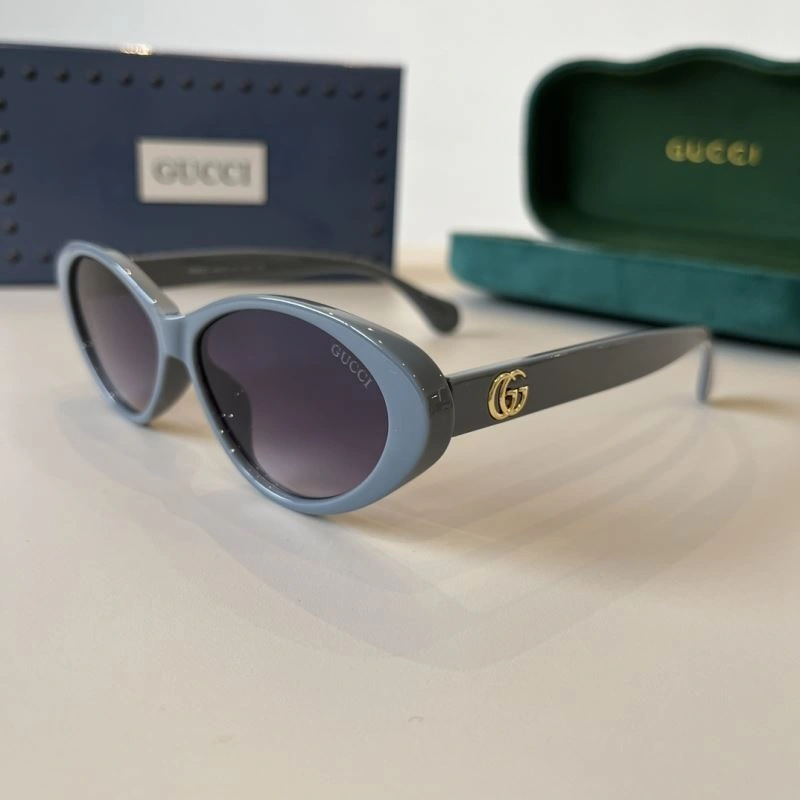 Packable Gucci Sunglasses 279510