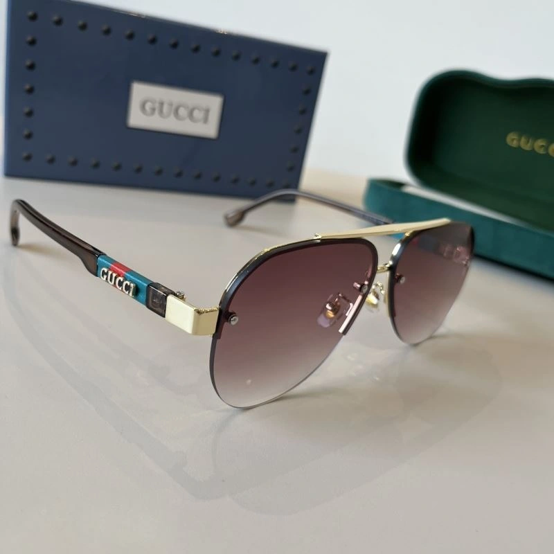 Gucci Sunglasses SportInspired 279509