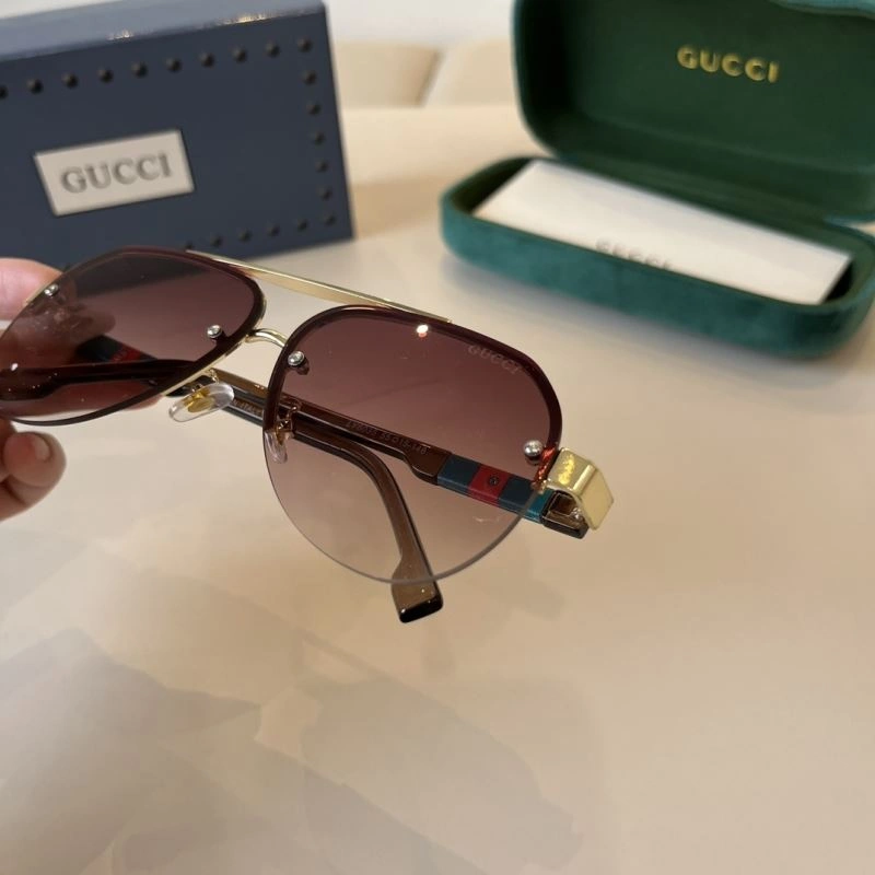 Gucci Sunglasses SportInspired 279509