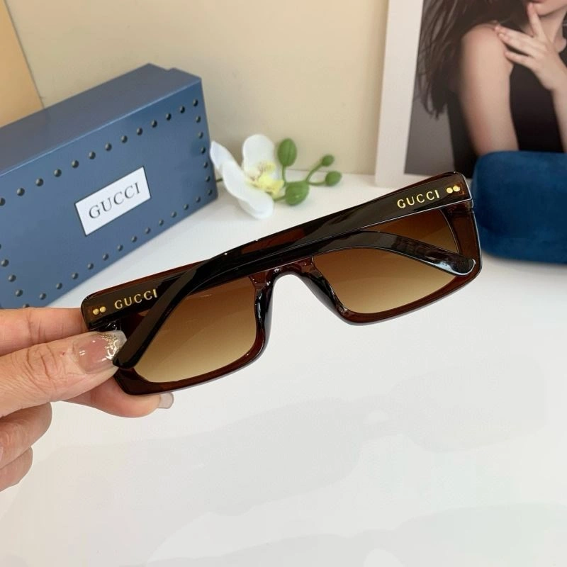 Gucci Sunglasses Bright 279491