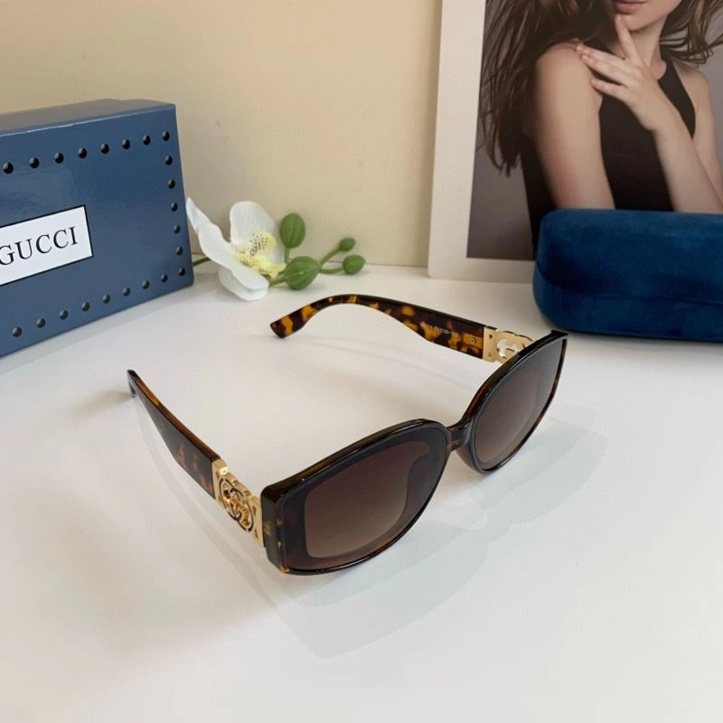 Gucci Sunglasses SportInspired 279488