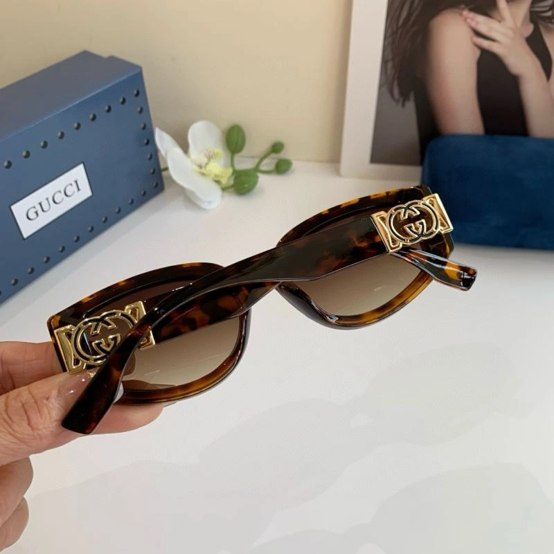 Gucci Sunglasses SportInspired 279488