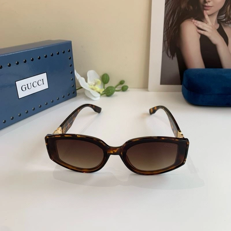 Gucci Sunglasses SportInspired 279488