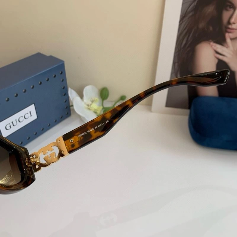 Gucci Sunglasses SportInspired 279488