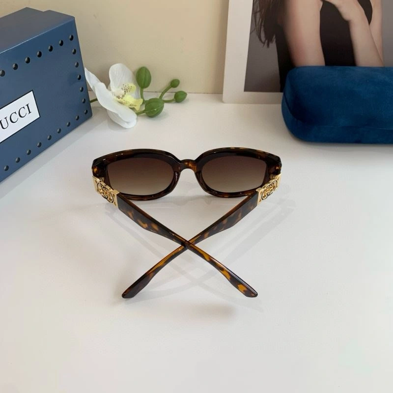 Gucci Sunglasses SportInspired 279488