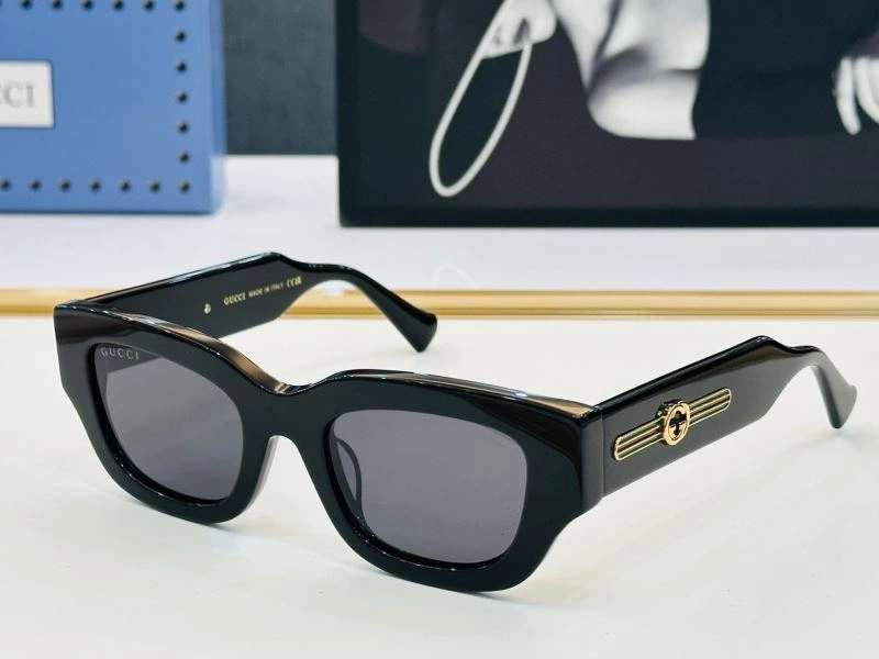 Gucci Sunglasses Compact 279484